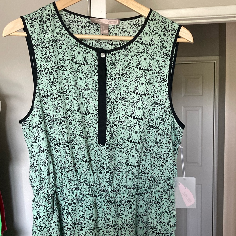 Forever 21 Mint Green and Black Patterned Dress